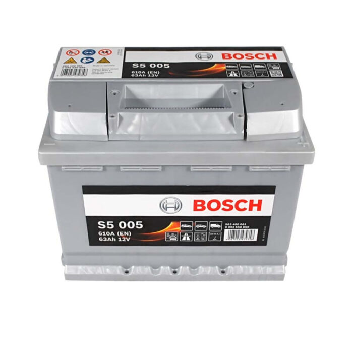 Аккумулятор BOSCH S50 050 (L2) 63Ah 610A R+ вид сверху