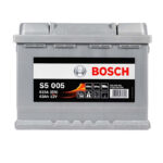 Аккумулятор BOSCH S50 050 (L2) 63Ah 610A R+ вид спереди
